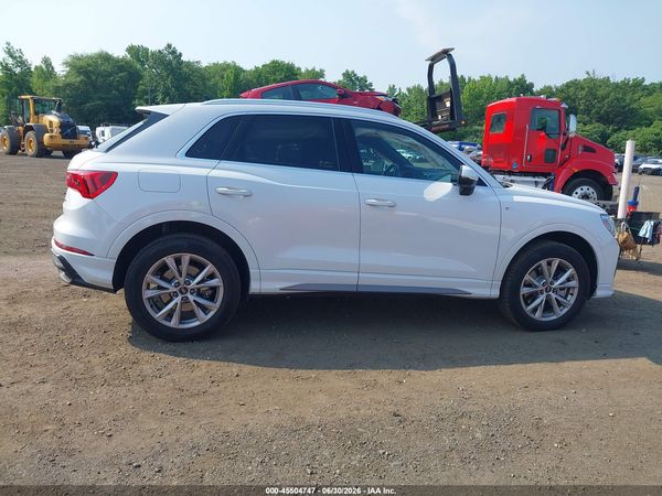 2022 AUDI Q3