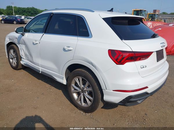 2022 AUDI Q3