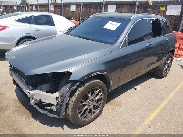 2018 MERCEDES-BENZ GLC 300 4MATIC