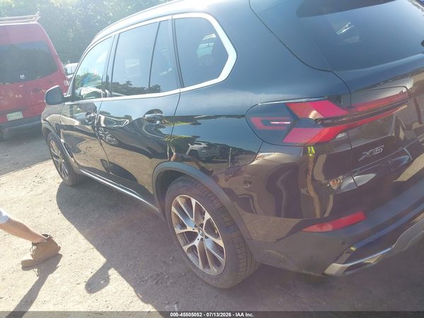 2025 BMW X5 XDRIVE40I