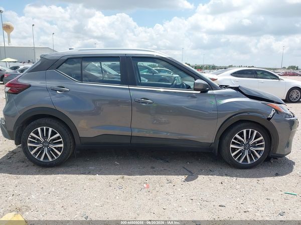 2024 NISSAN KICKS SV XTRONIC CVT