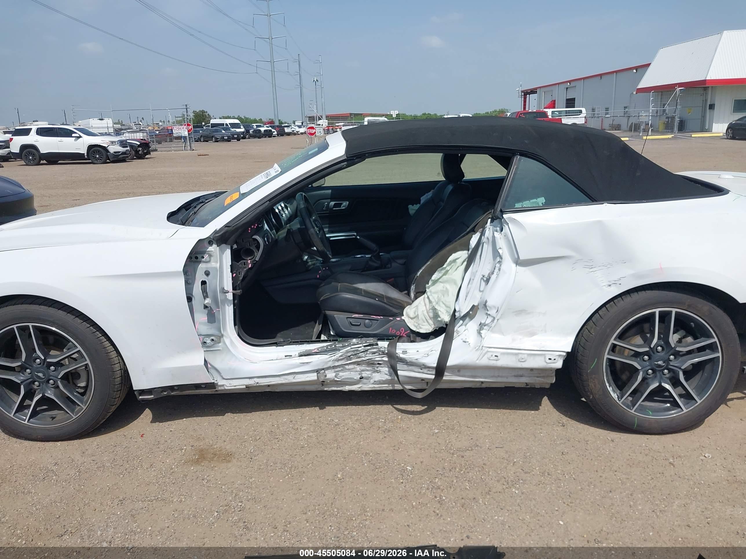 2022 FORD MUSTANG ECOBOOST PREMIUM