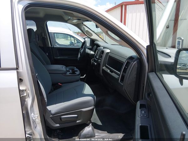 2017 RAM 1500 TRADESMAN  4X2 6'4 BOX