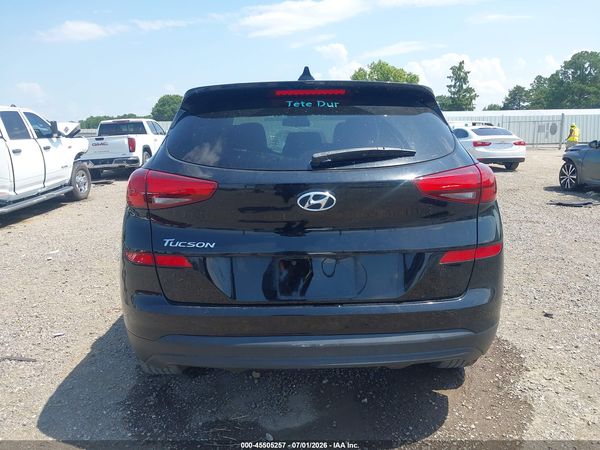 2021 HYUNDAI TUCSON SE