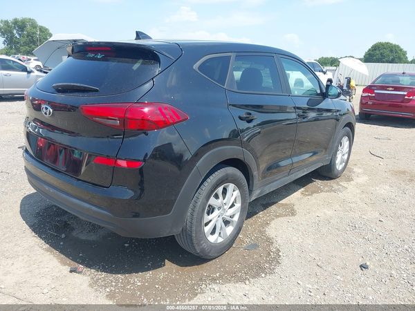 2021 HYUNDAI TUCSON SE
