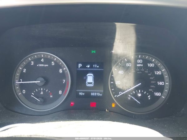 2021 HYUNDAI TUCSON SE
