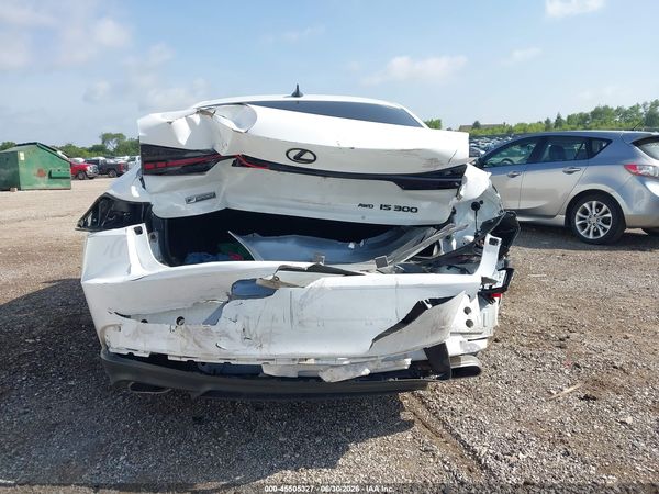 2019 LEXUS IS 300