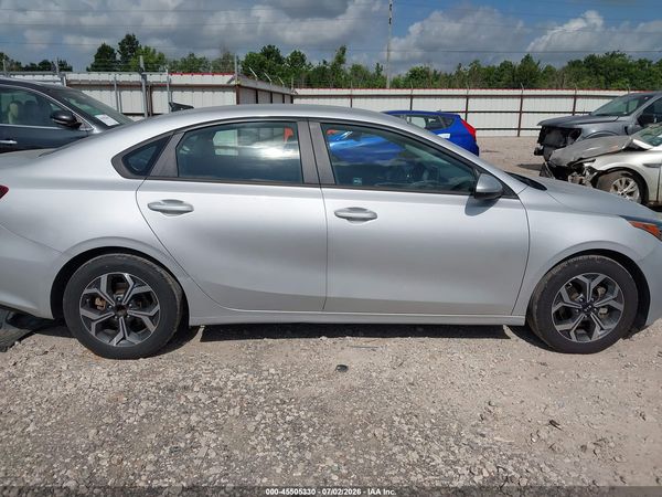 2021 KIA FORTE LXS