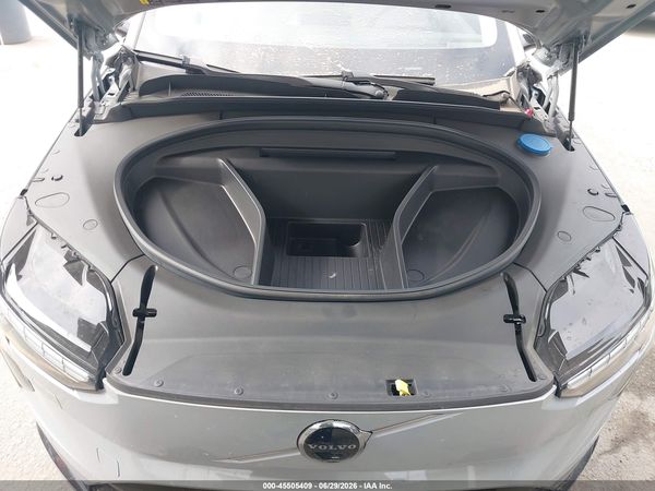 2025 VOLVO EX90