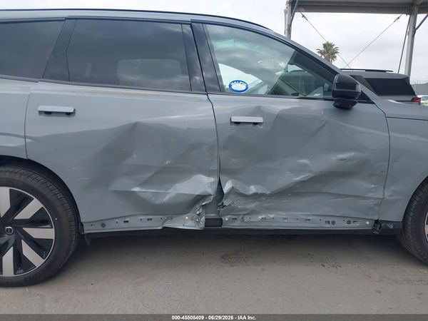 2025 VOLVO EX90