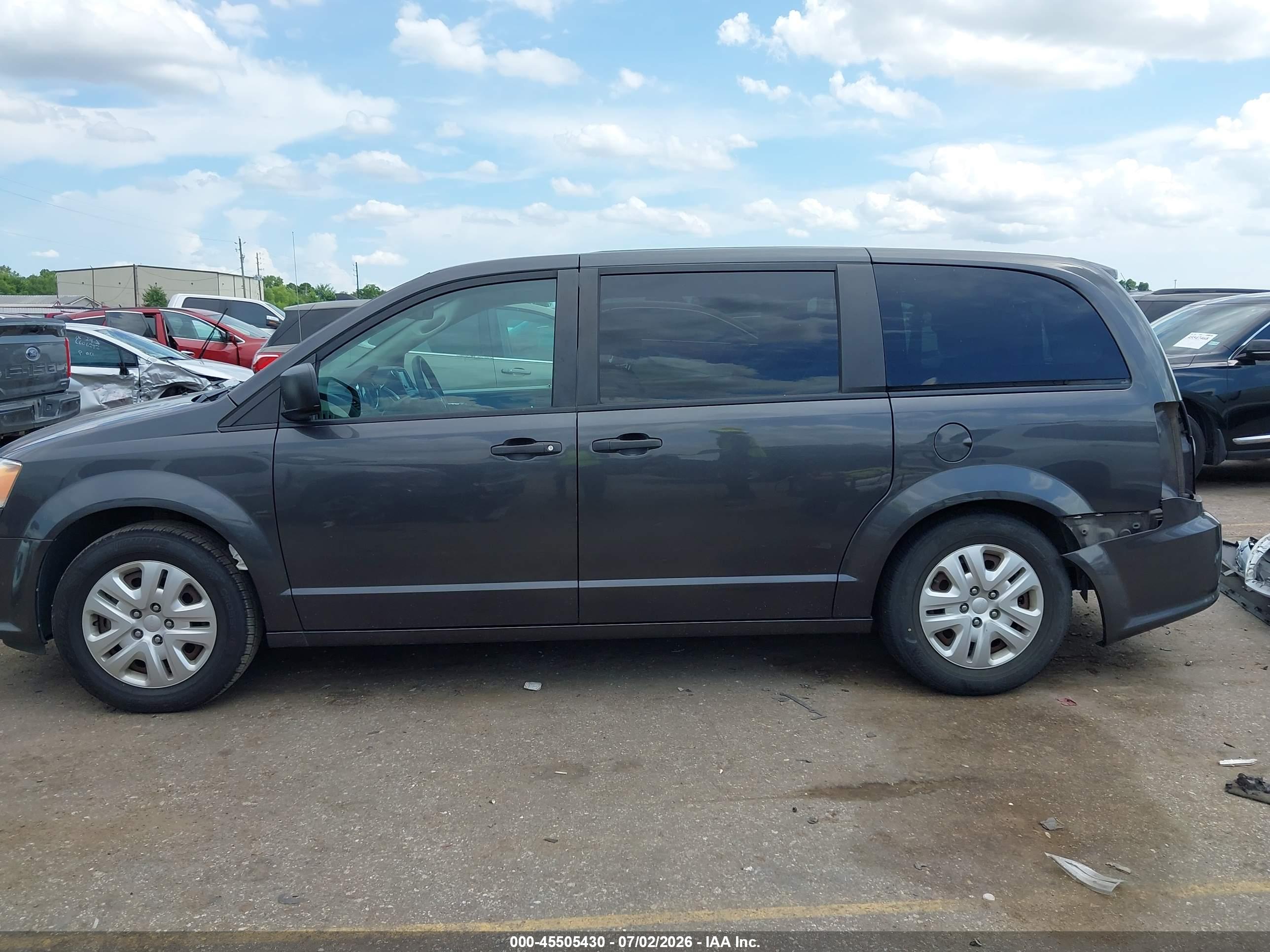 2019 DODGE GRAND CARAVAN SE