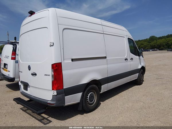 2022 MERCEDES-BENZ SPRINTER 2500 STANDARD ROOF I4