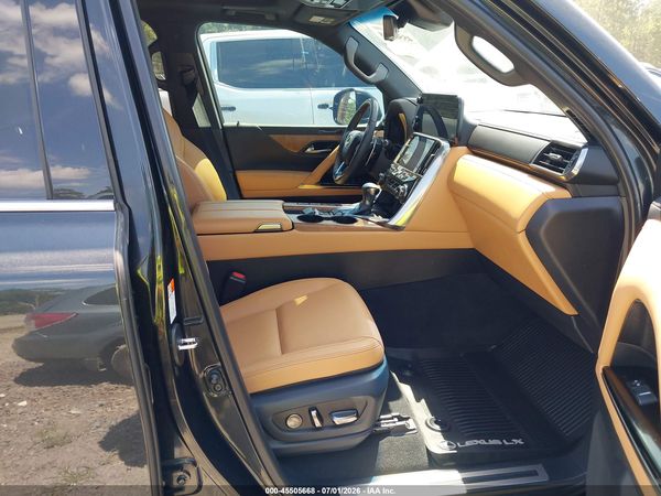 2024 LEXUS LX 600 LUXURY