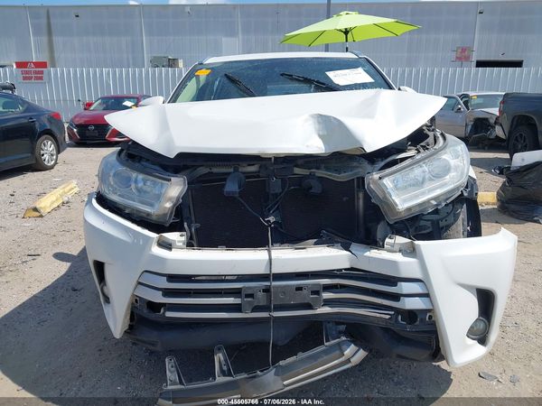 2019 TOYOTA HIGHLANDER XLE