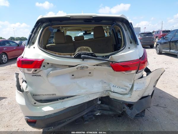2019 TOYOTA HIGHLANDER XLE
