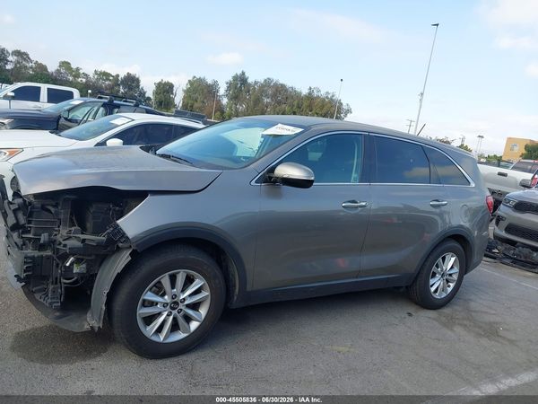 2019 KIA SORENTO 2.4L LX
