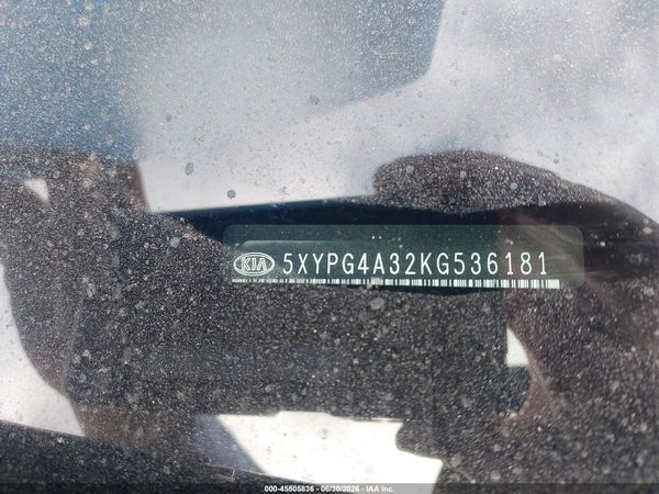 2019 KIA SORENTO 2.4L LX