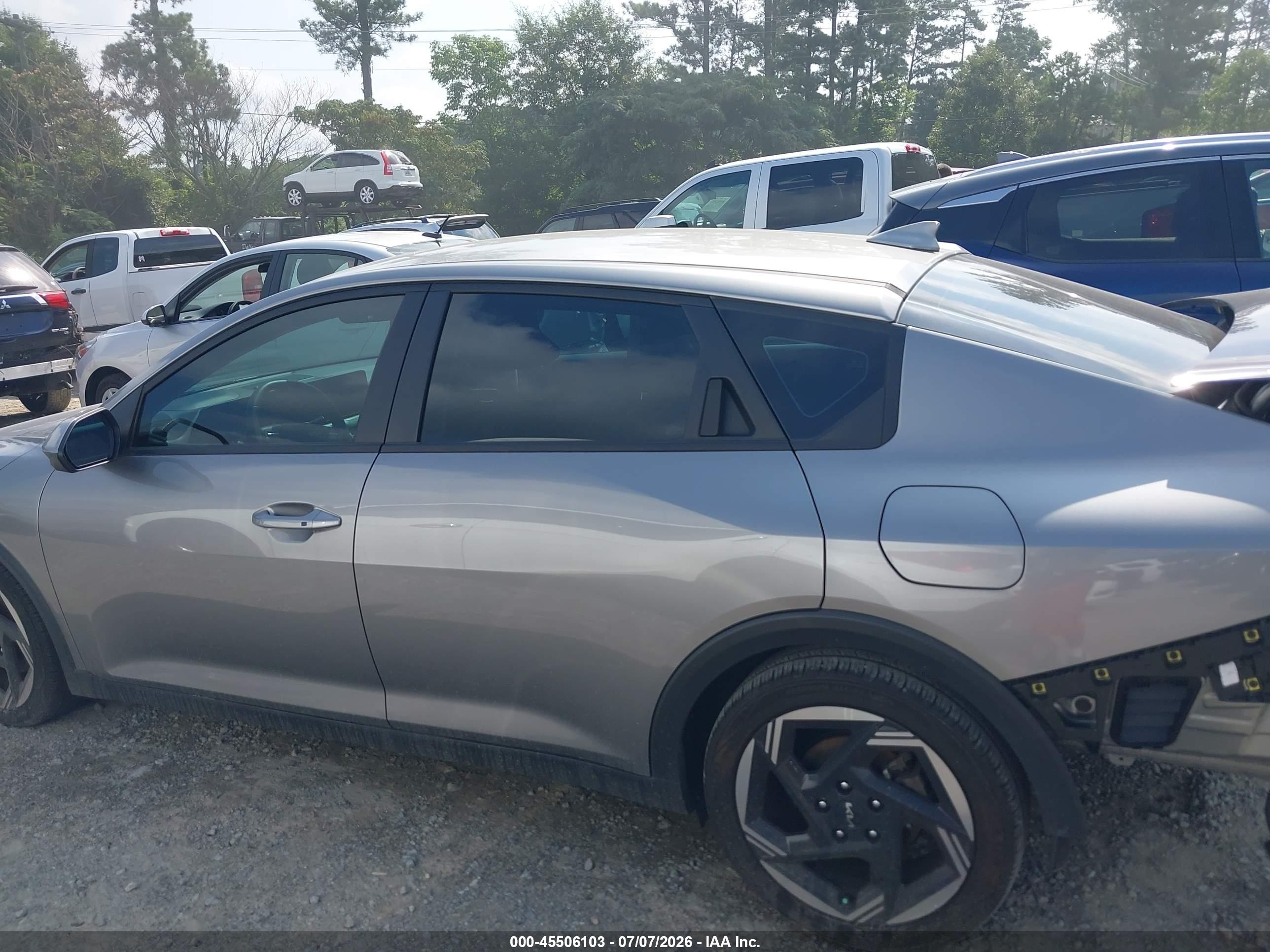 2025 KIA K4 EX