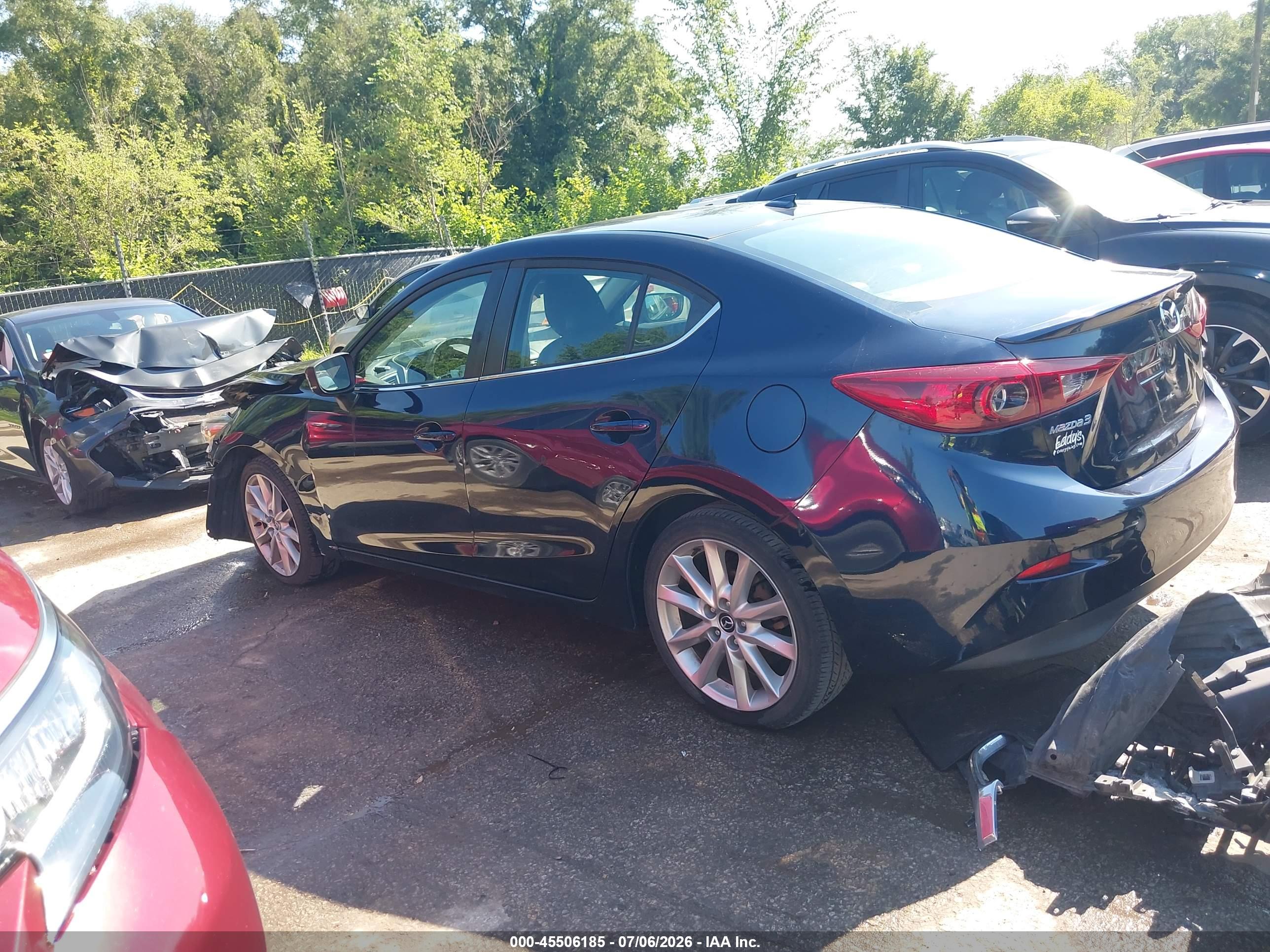 2017 MAZDA MAZDA3 GRAND TOURING