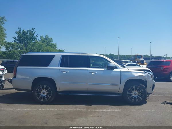 2017 CADILLAC ESCALADE ESV LUXURY