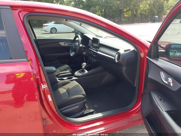 2022 KIA FORTE LXS
