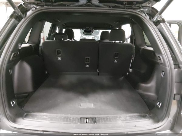 2024 JEEP GRAND CHEROKEE LAREDO 4X4