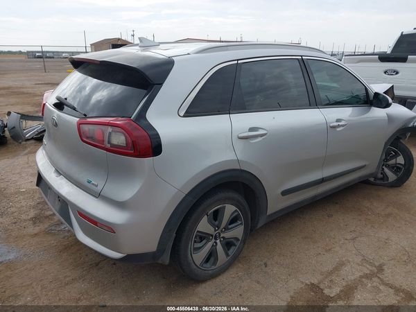 2019 KIA NIRO LX