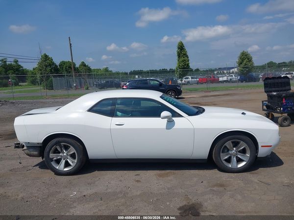 2015 DODGE CHALLENGER SXT