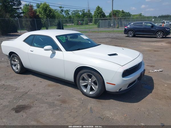 2015 DODGE CHALLENGER SXT