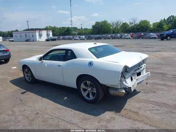 2015 DODGE CHALLENGER SXT