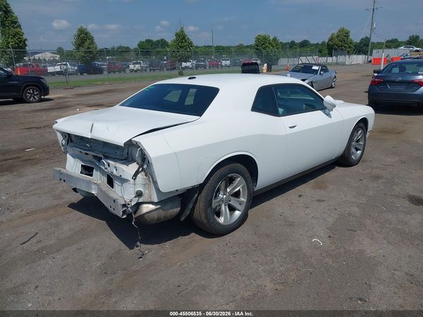2015 DODGE CHALLENGER SXT