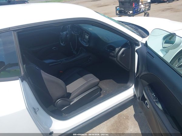 2015 DODGE CHALLENGER SXT