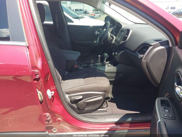 2019 JEEP CHEROKEE LATITUDE FWD