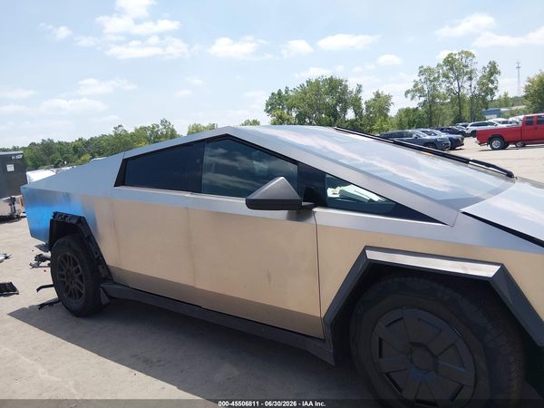 2025 TESLA CYBERTRUCK ALL-WHEEL DRIVE