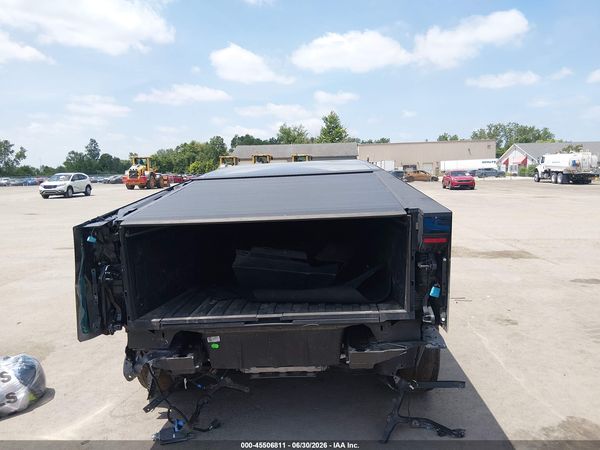 2025 TESLA CYBERTRUCK ALL-WHEEL DRIVE