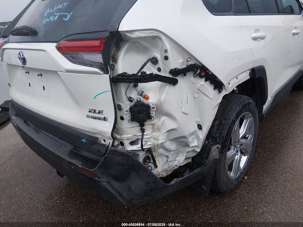 2021 TOYOTA RAV4 HYBRID XLE PREMIUM