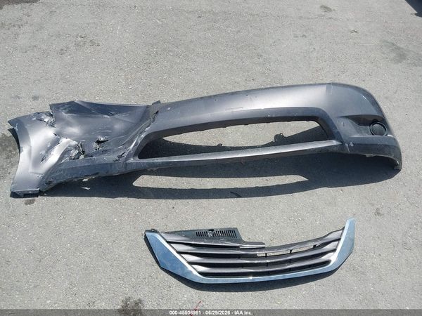 2017 TOYOTA SIENNA LE 8 PASSENGER