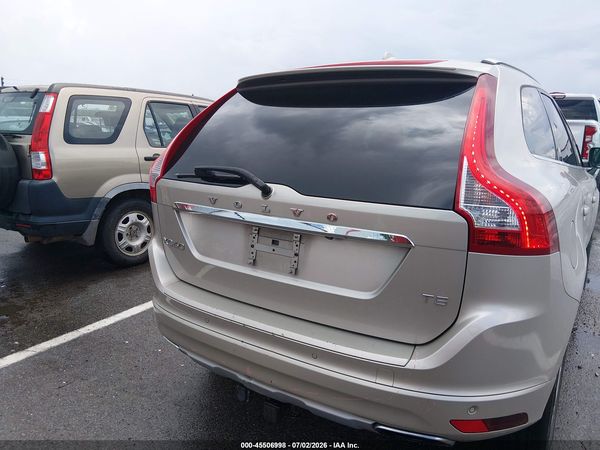 2017 VOLVO XC60 T5 INSCRIPTION