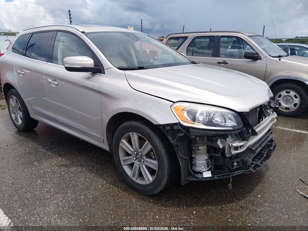 2017 VOLVO XC60 T5 INSCRIPTION