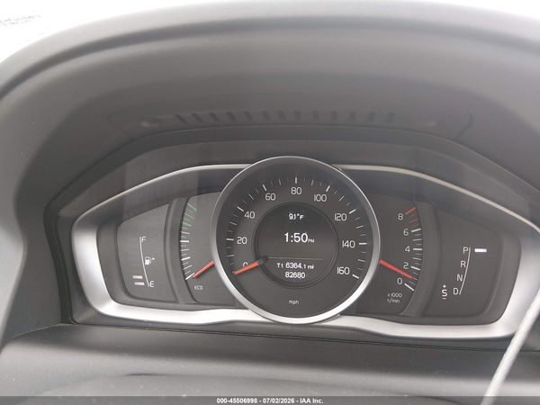 2017 VOLVO XC60 T5 INSCRIPTION