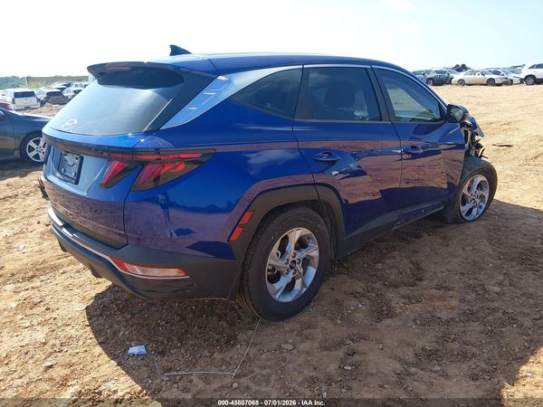 2022 HYUNDAI TUCSON SE