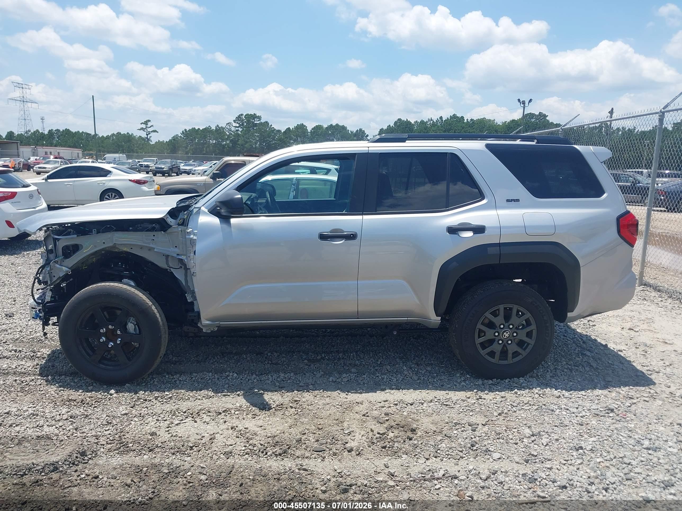 2026 TOYOTA 4RUNNER SR5