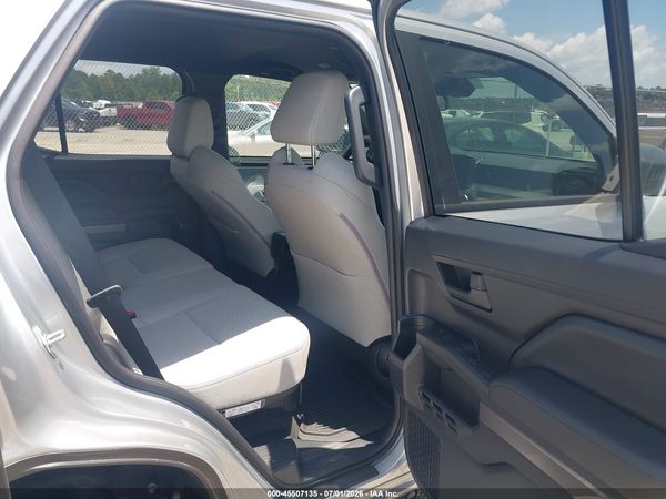 2026 TOYOTA 4RUNNER SR5