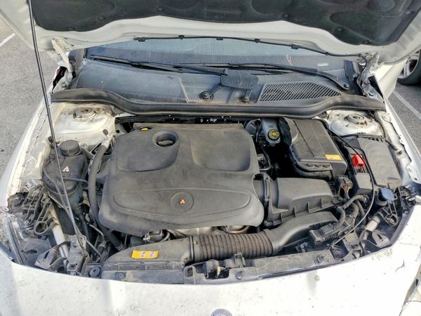 2014 MERCEDES-BENZ CLA