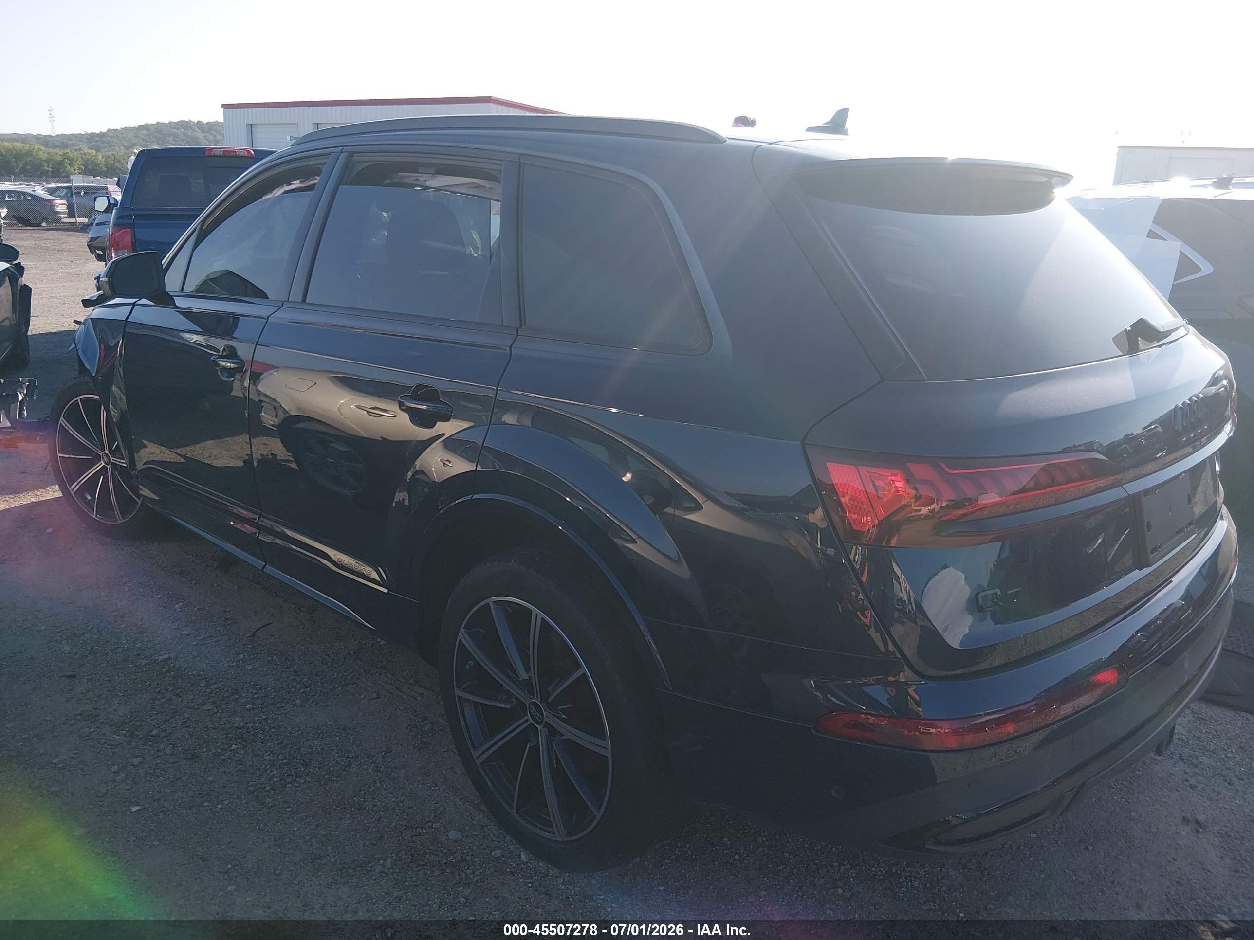 2023 AUDI Q7