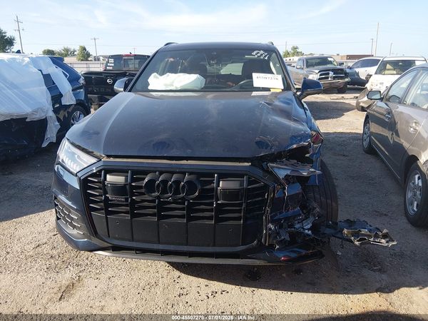 2023 AUDI Q7