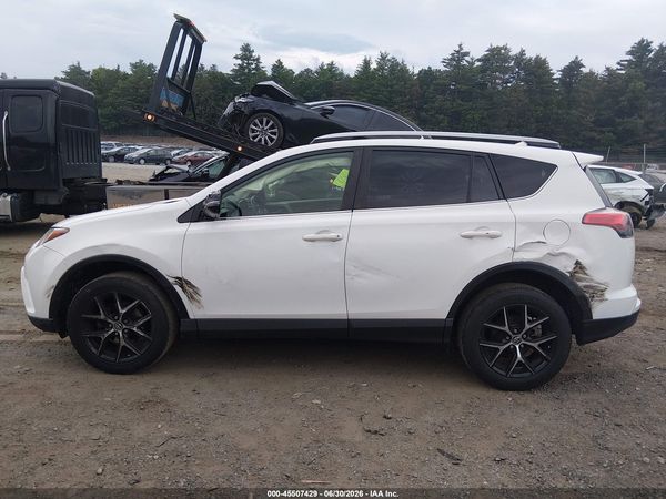 2017 TOYOTA RAV4 SE