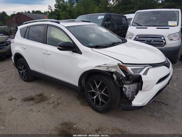 2017 TOYOTA RAV4 SE