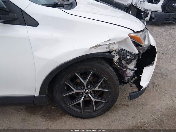 2017 TOYOTA RAV4 SE