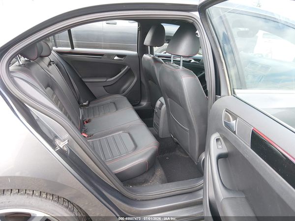 2018 VOLKSWAGEN JETTA 2.0T GLI — I8